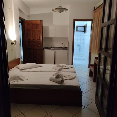Villa Thomi Szkála Rahoníu Kültér fotó
